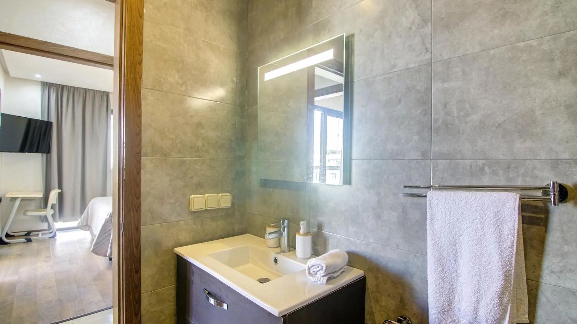 Luxury Apartment Vacation Agadir 10